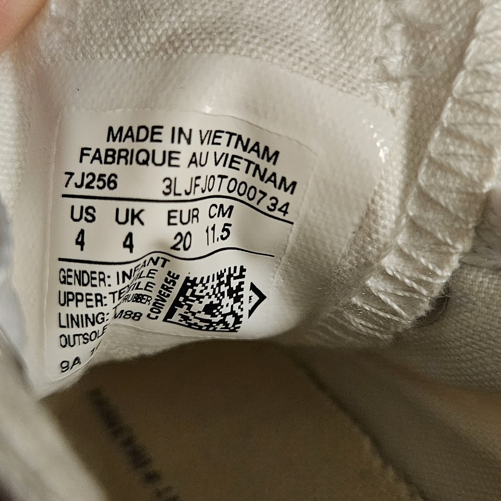Converse Baby Sneakers - Picture 8 of 8